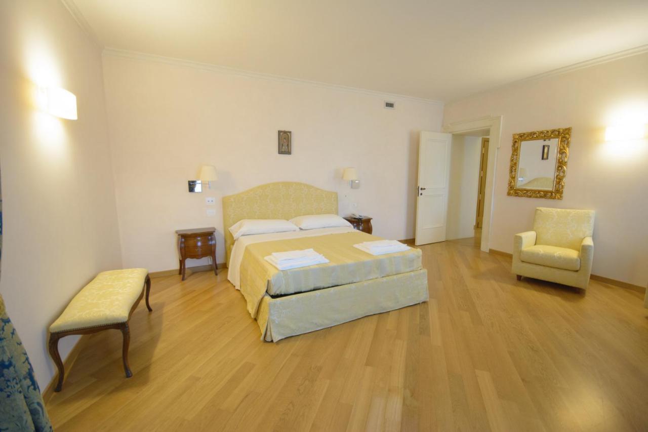 Hotel Domus Stella Maris - Casa per Ferie Ancona Esterno foto