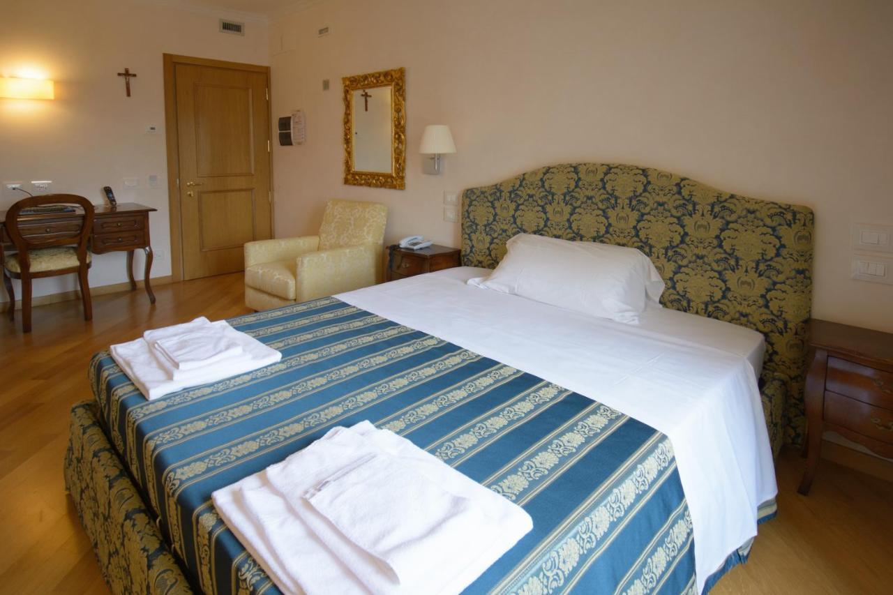 Hotel Domus Stella Maris - Casa per Ferie Ancona Esterno foto