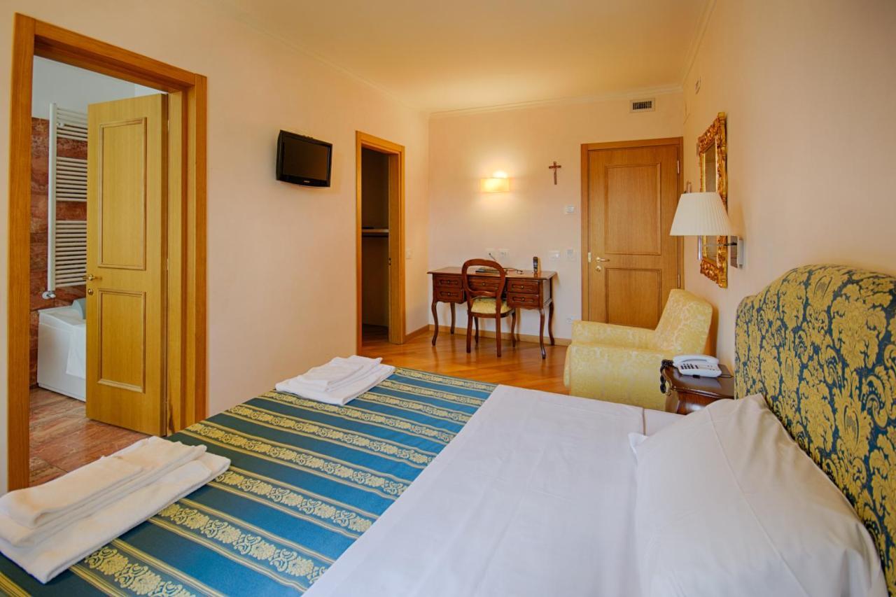 Hotel Domus Stella Maris - Casa per Ferie Ancona Esterno foto
