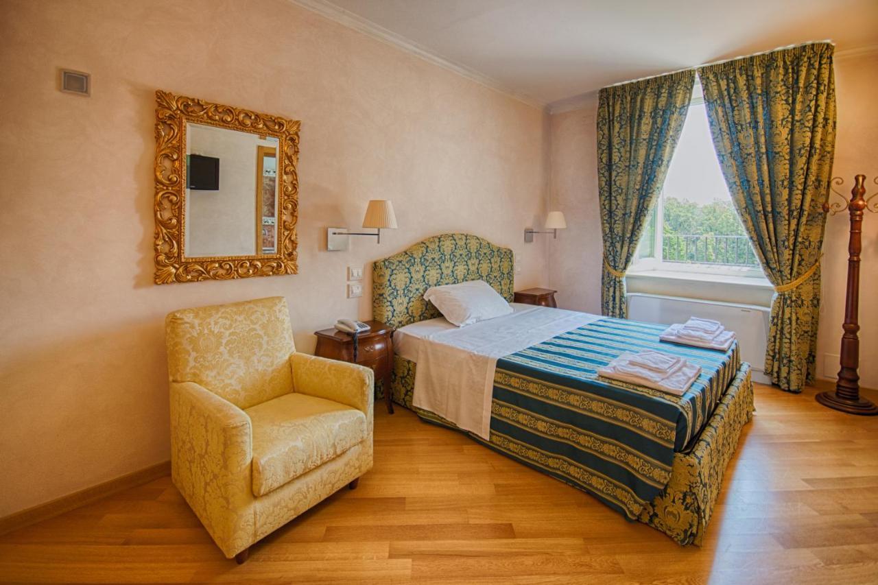 Hotel Domus Stella Maris - Casa per Ferie Ancona Esterno foto