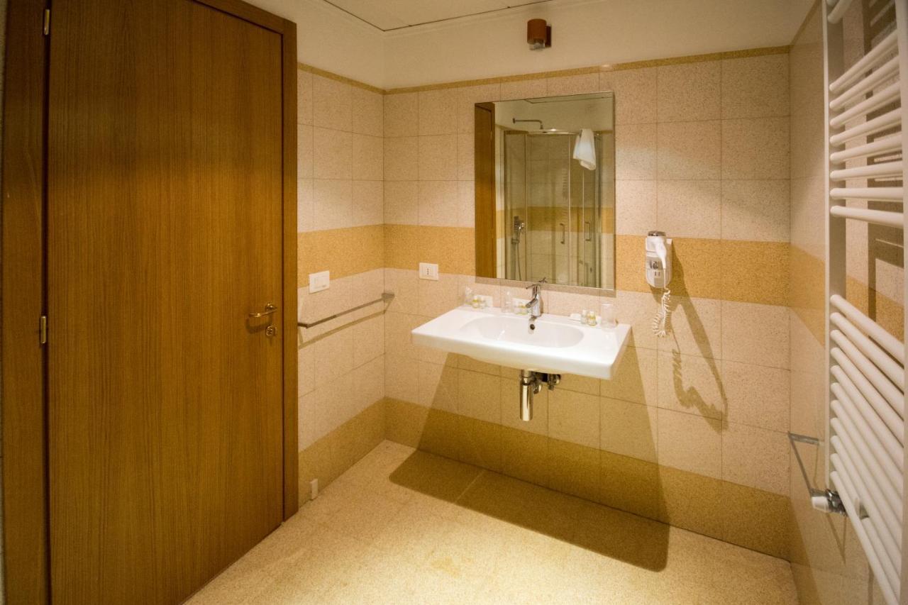 Hotel Domus Stella Maris - Casa per Ferie Ancona Esterno foto