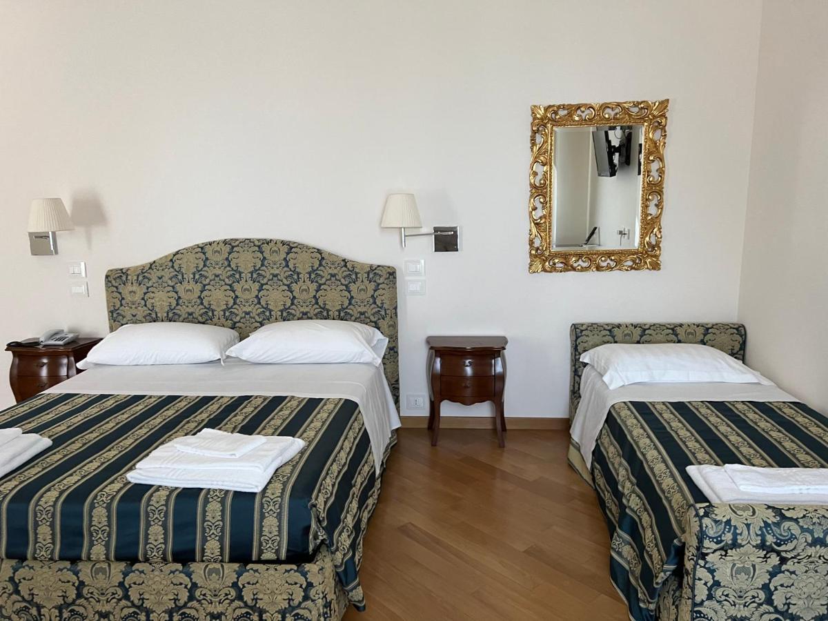 Hotel Domus Stella Maris - Casa per Ferie Ancona Esterno foto