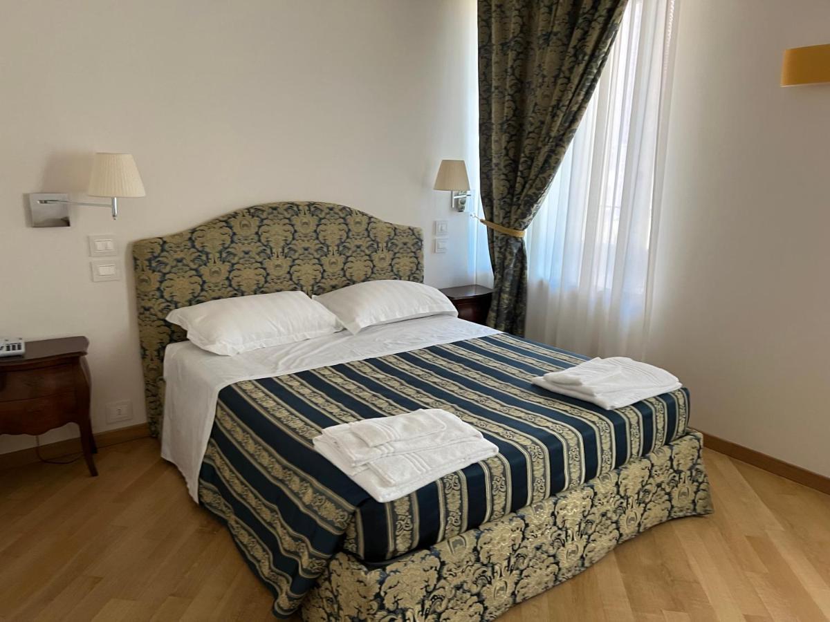 Hotel Domus Stella Maris - Casa per Ferie Ancona Esterno foto