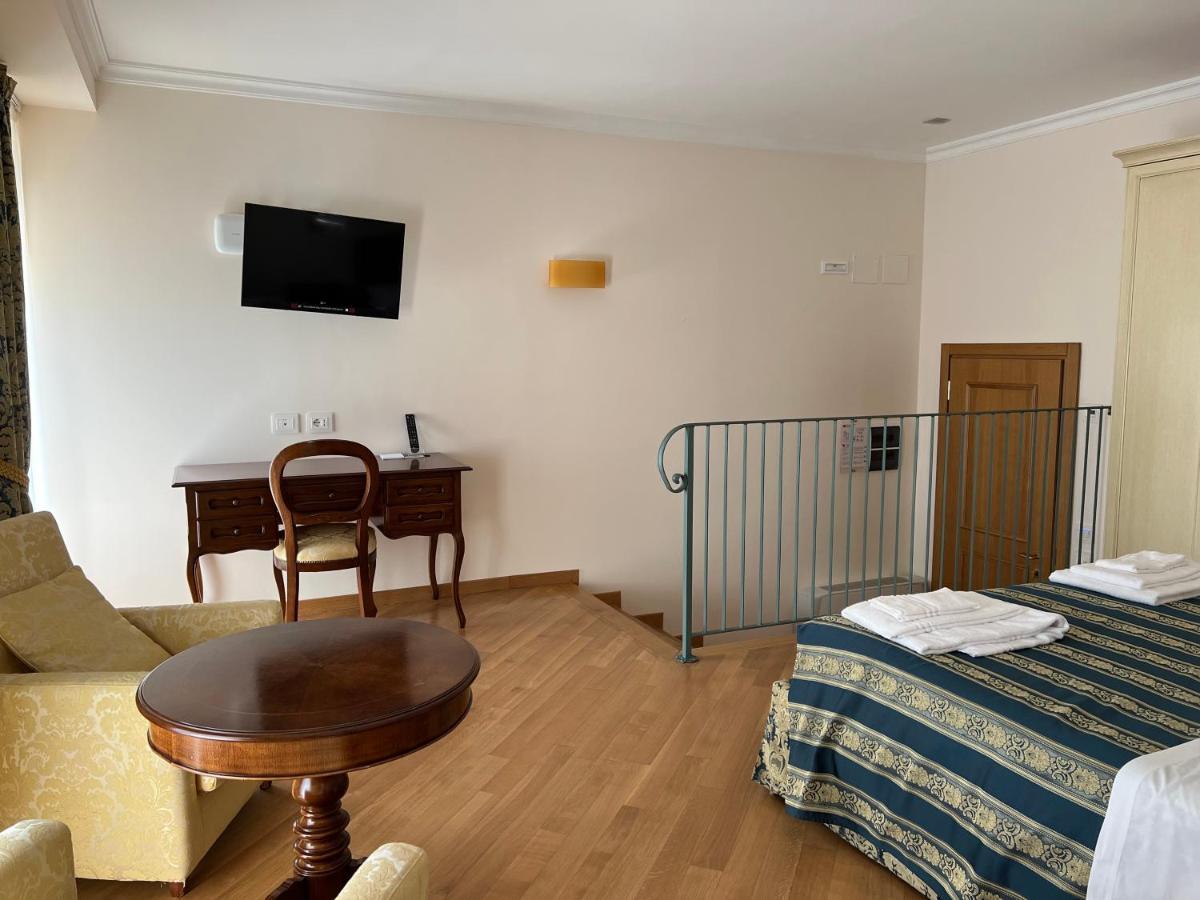Hotel Domus Stella Maris - Casa per Ferie Ancona Esterno foto