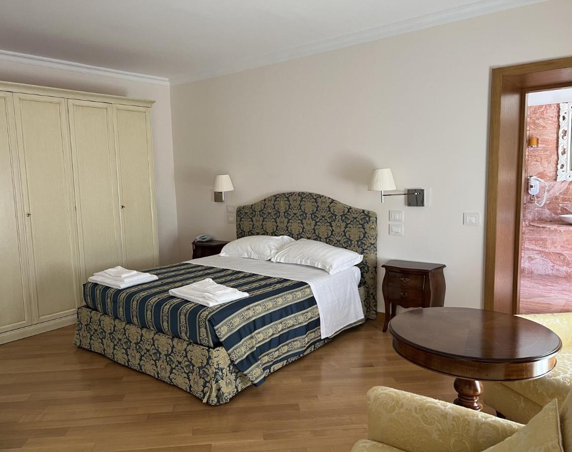 Hotel Domus Stella Maris - Casa per Ferie Ancona Esterno foto